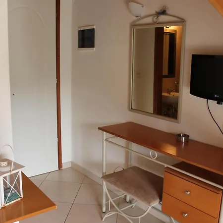 Island Hotel Skala (Agistri)
